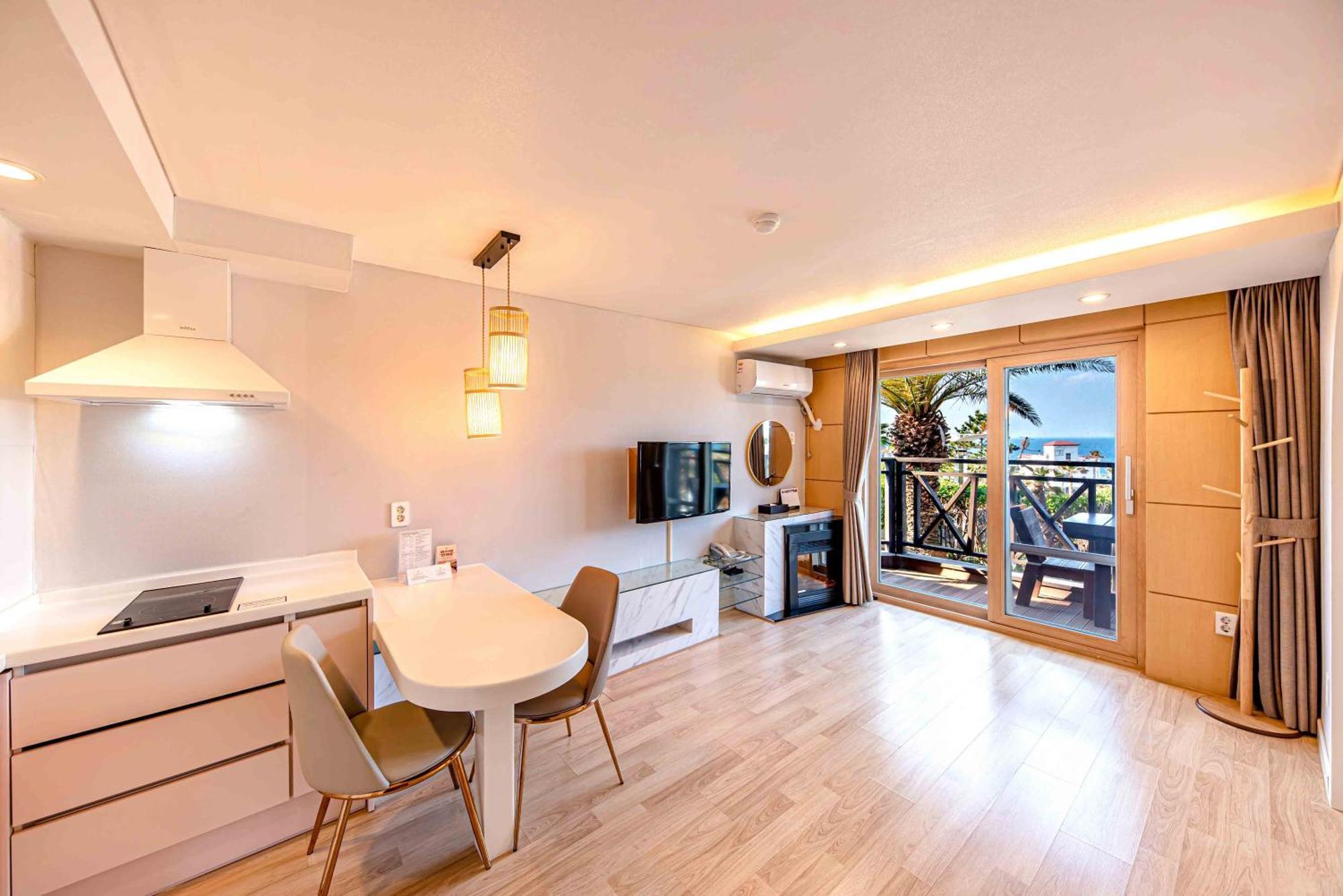Dyne Resort Jeju Exterior photo
